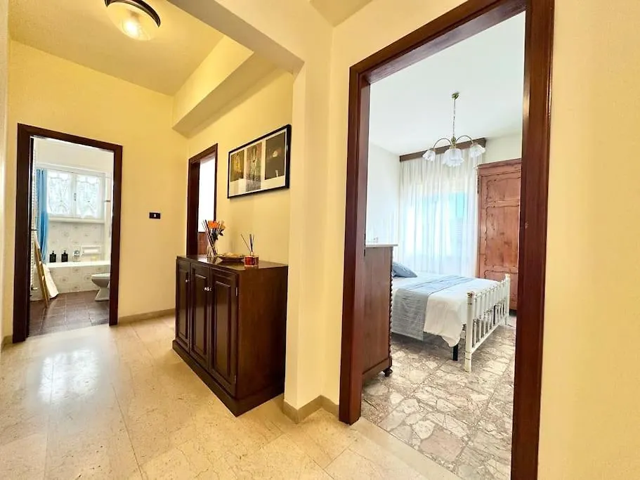 50 Metri Dal Mare - Grande Terrazza - Wifi - La Conchiglia Apartman Lido di Camaiore Olaszország
