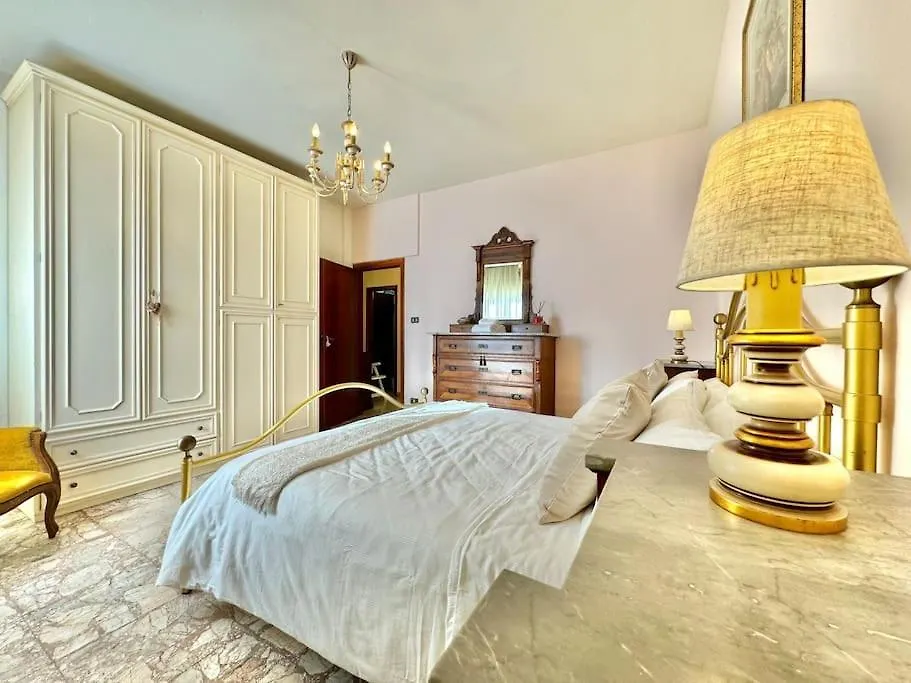 50 Metri Dal Mare - Grande Terrazza - Wifi - La Conchiglia Apartman Lido di Camaiore